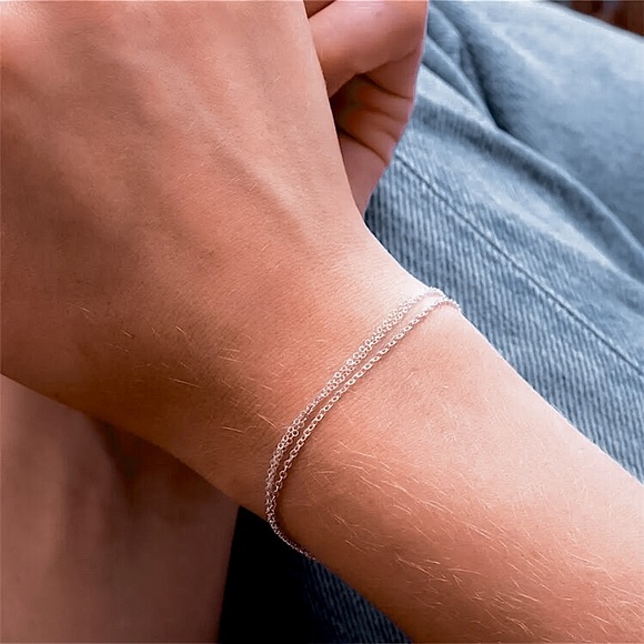 ⚜️𝟯𝟬%𝗢𝗙𝗙 𝗯𝘂𝗻𝗱𝗹𝗲𝘀 𝟯+⚜️ NEW 3 Layered Stainless Steel Chain Bracelet - Picture 5 of 10